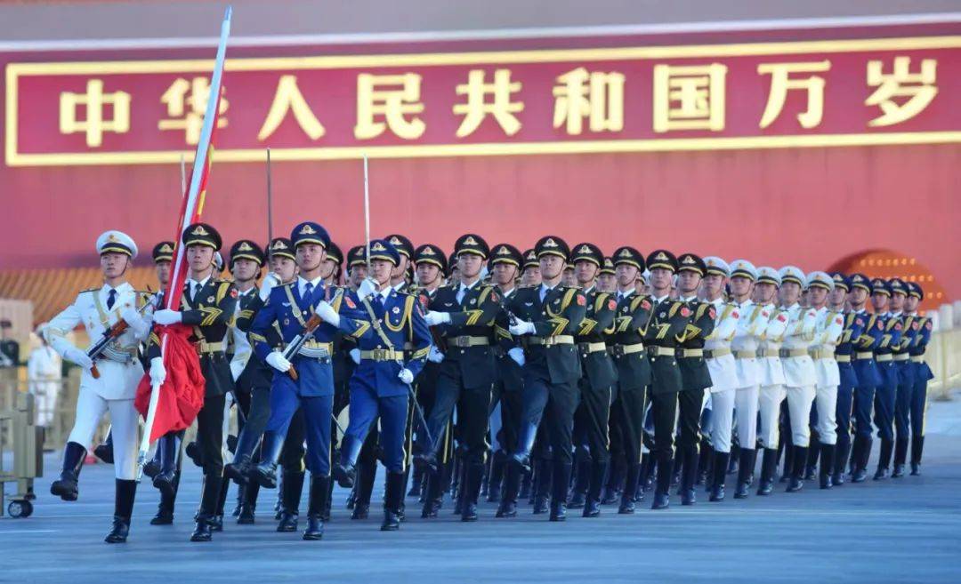 江西队再次登顶，胜利红旗高高飘扬胜券在握的简单介绍